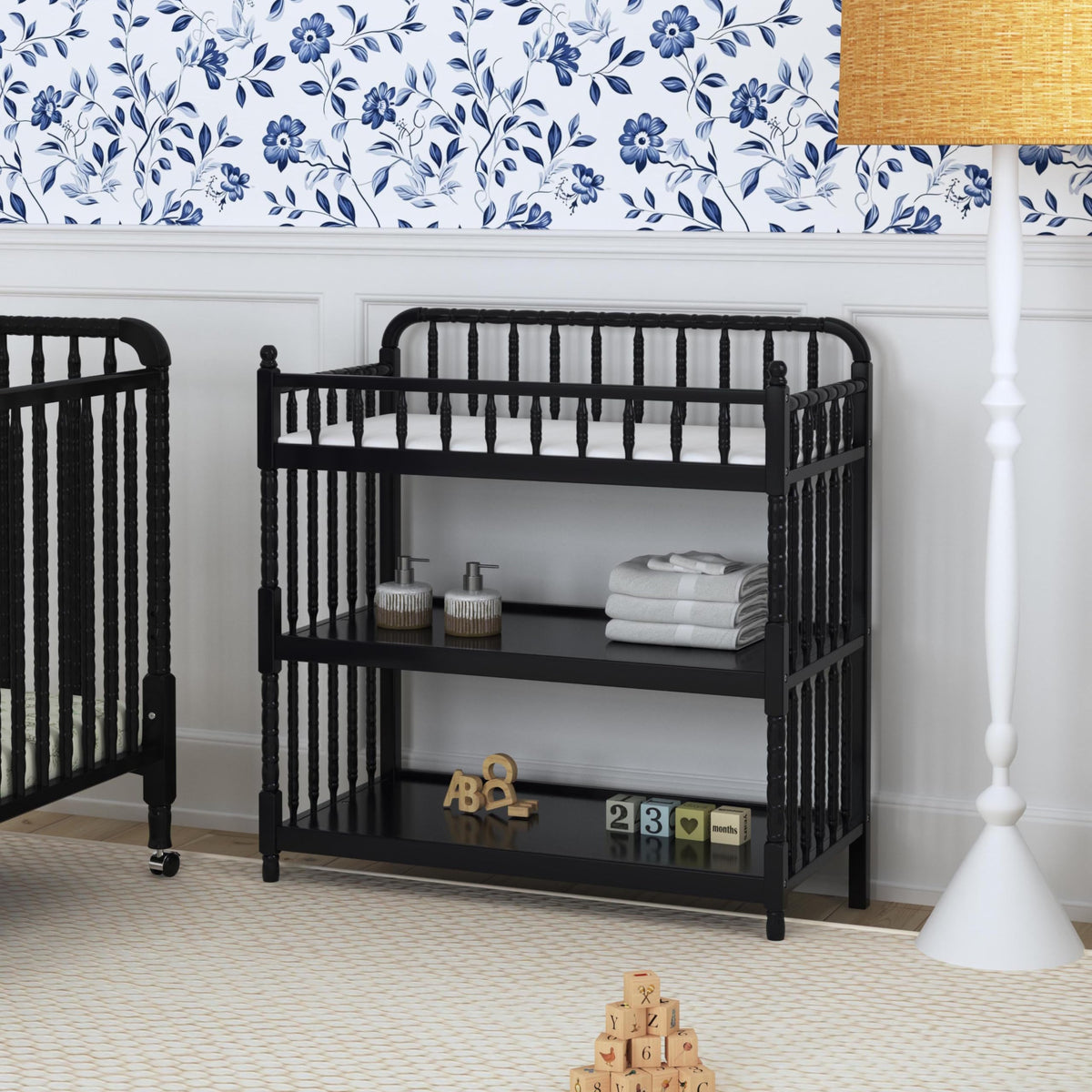 Changing Table with Pad in Ebony A555