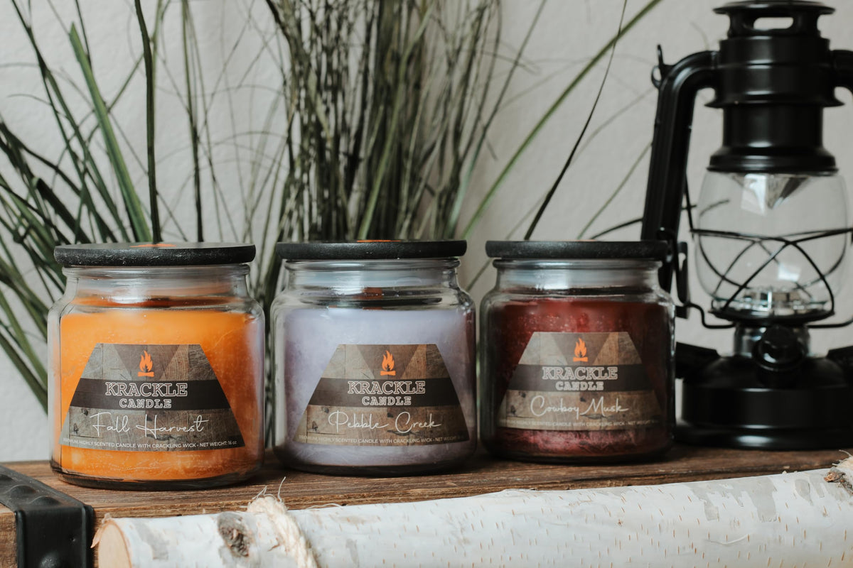 16 oz Vanilla Coffee Scented Candle with Wooden Wick S12076